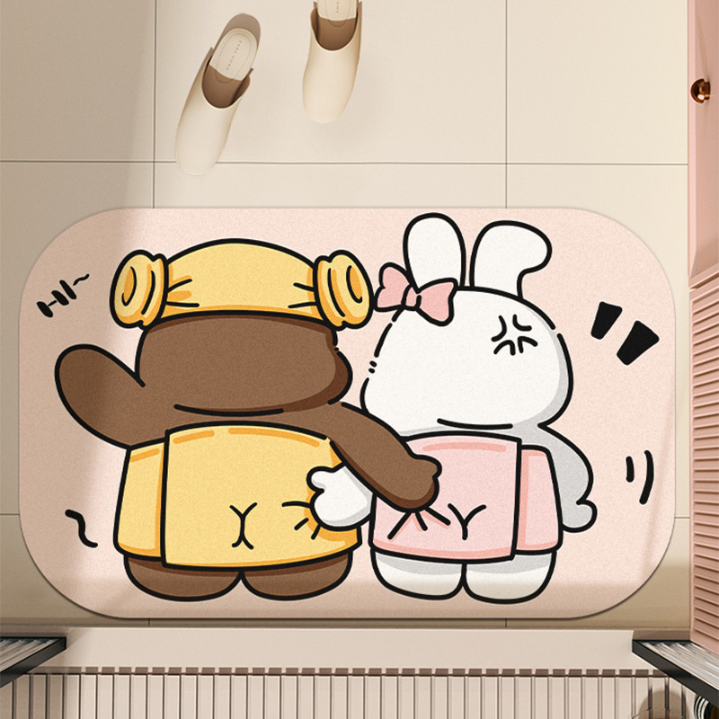 토끼곰이 엉덩이를 꼬집는다