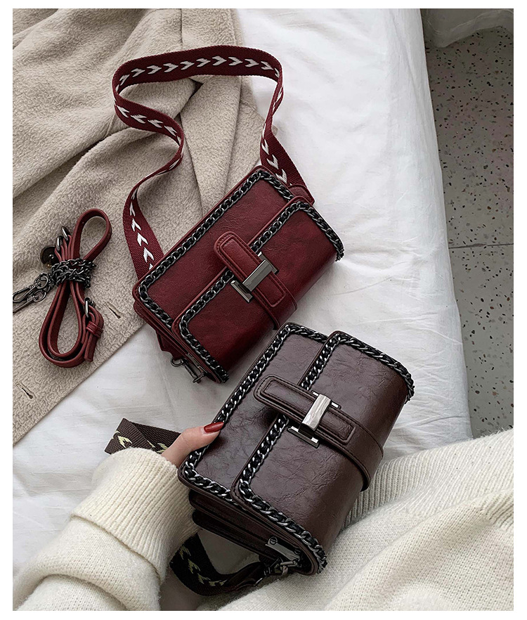 Fashion Chain Shoulder Messenger Bag display picture 4