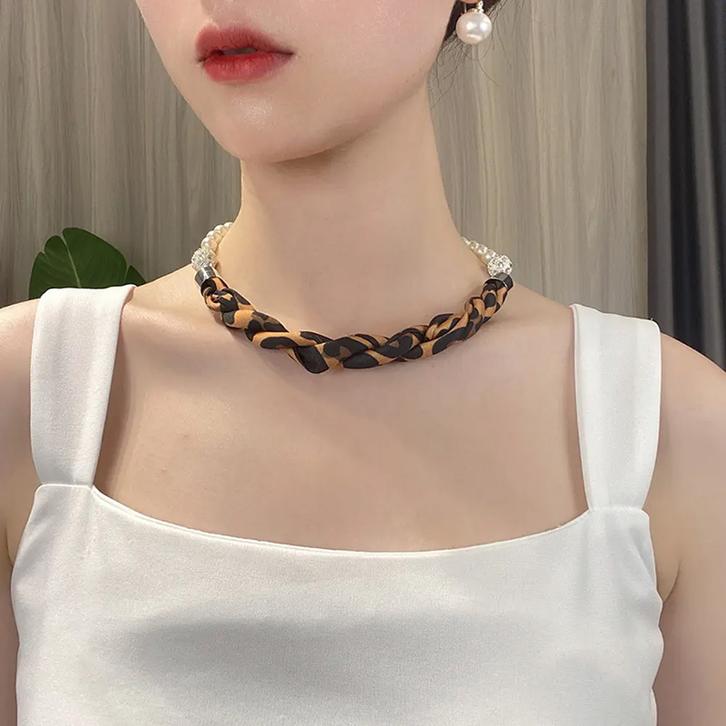 더블 마그네틱 버클 쉘 비드 체인/호피 무늬 길이 45cm