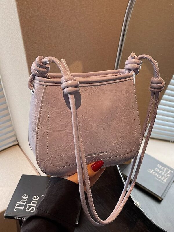 Fashionable trendy women's shoulder bag 2026 new model niche crossbody bag with a high-end feel, versatile casual phone bag Fashionable trendy women's shoulder bag 2026 new model niche crossbody bag with a high-end feel, versatile casual phone bag