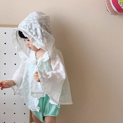 Newborn baby cape cape summer outing baby sun protection windproof and cool coat summer breathable thin shawl