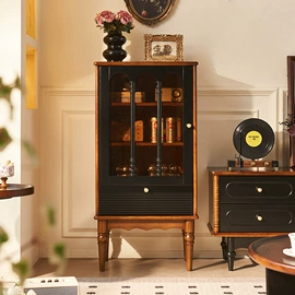 沙发椅;餐椅;餐边柜