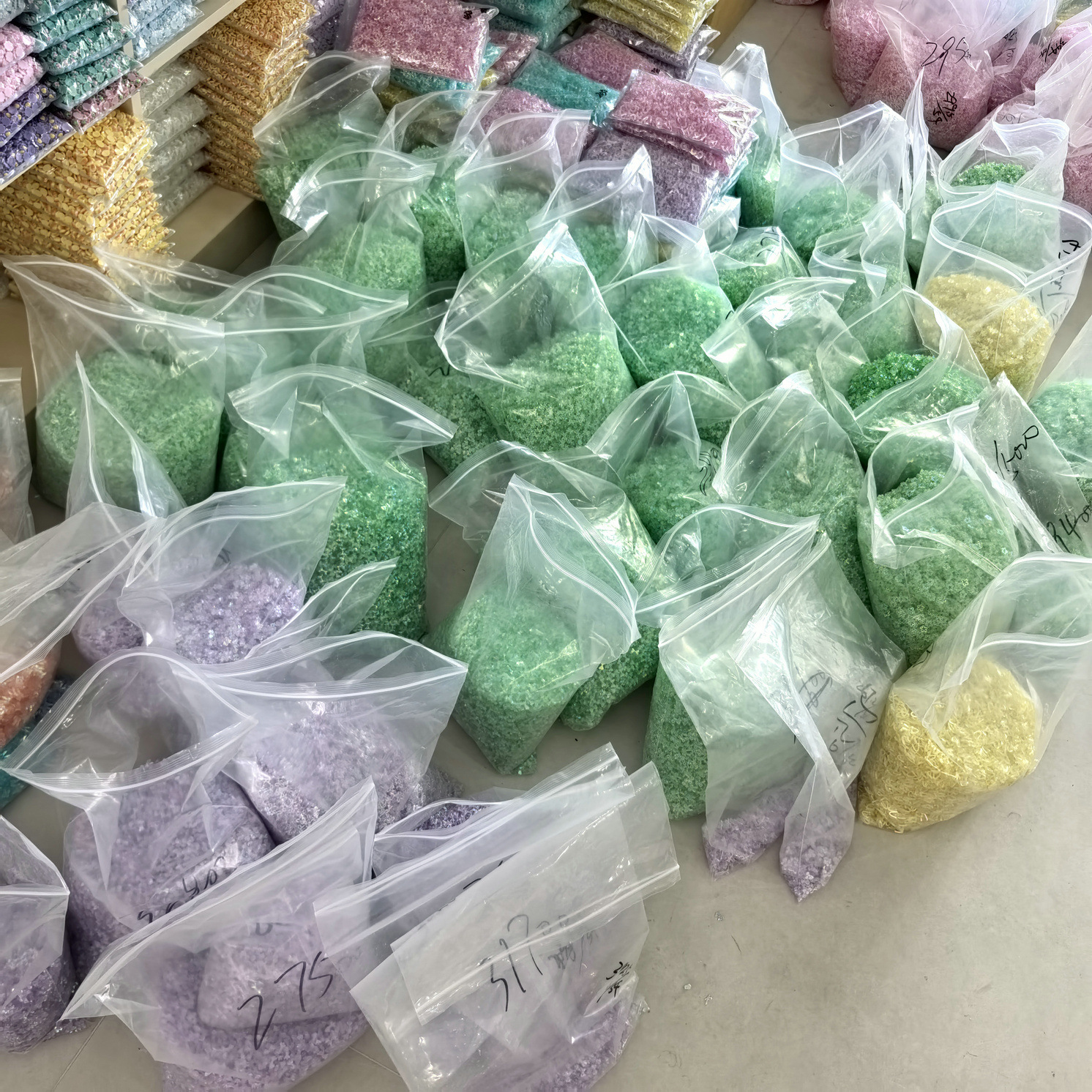 蝴蝶结飘带美甲饰品批发创意设计产业园区设计师设计元素原材料0