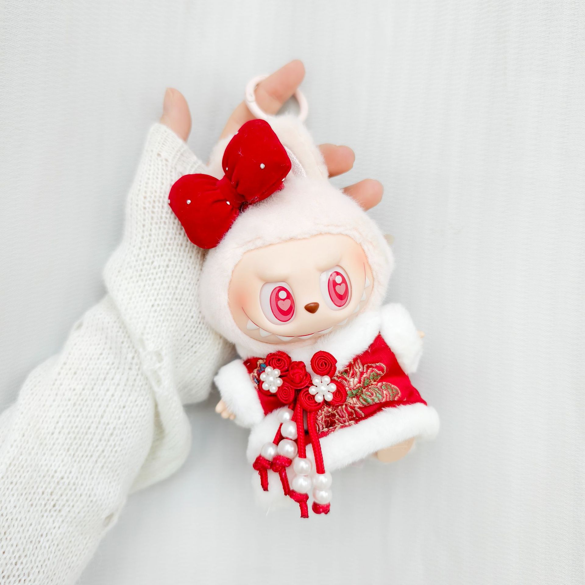 17cm Labubu New Year Clothes Blind Box Labubu First and Second Generation Baby Clothes Sitting Party Replacement Tang Suit Set