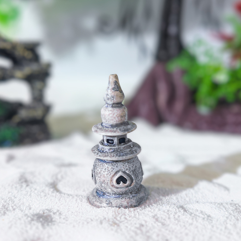 Adornos antiguos, pecera, paisaje, micro paisaje, rocalla Zen, tres piscinas, luna impresa, torre pequeña, linterna de palacio, torre de piedra de resina de venta caliente