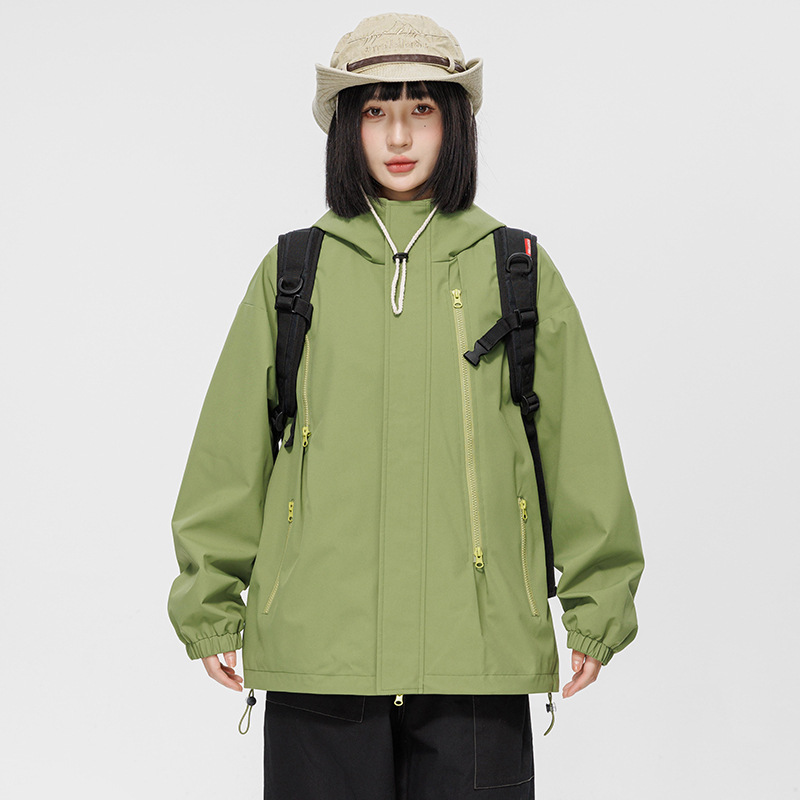 Herrenbekleidungshersteller Pflaumen-Purple-Sauce Purple Mountain Series Outdoor-Angriffsjacke Herren-Dopamin-Farbjacke Einteiler_voghion.com