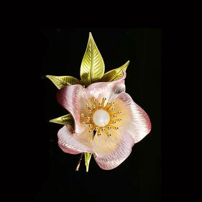 Simple Enamel Painted Flower Yaxa sancaqları - pink-camellia-thing