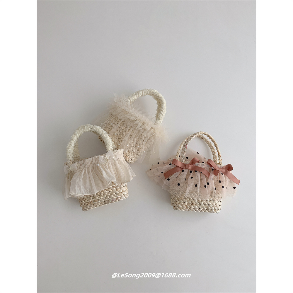 Children's handbags for summer, perfect for the beach, stylish handbags for little girls, Korean style, sweet lace princess bags.