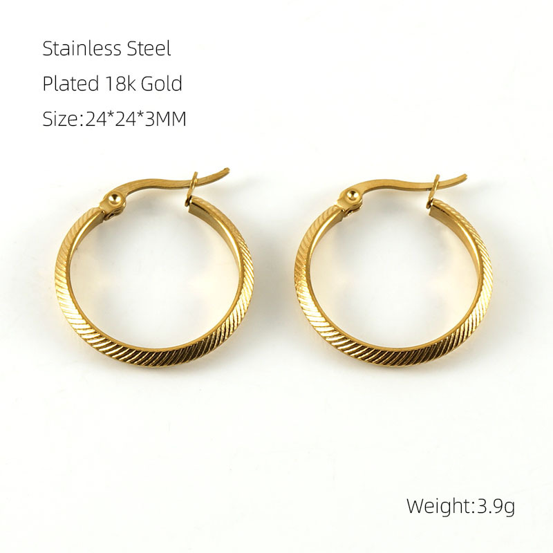 Pendientes redondos de acero de titanio transfronterizo europeo y americano Pendientes de viento de lujo ligero geométrico para mujer Pendientes de círculo a rayas de acero inoxidable de 18K para mujer