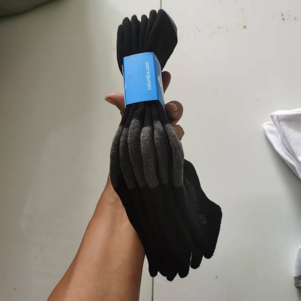 Towel-Soled Outdoor Sports Mid-Calf Socks in Black, White, and Gray for Men and Women, Low-Cut Unisex Socks Wholesale, Short Style, Breathable