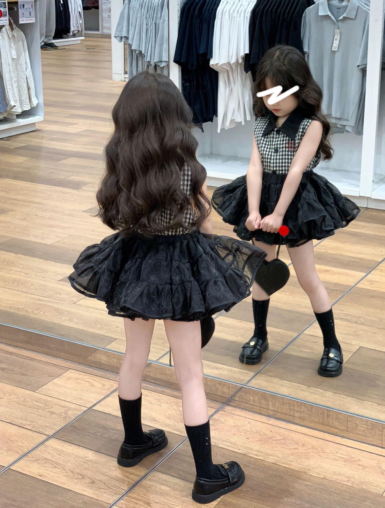 Conjunto de roupa para menina blusa sem mangas e saia tutu_voghion.com