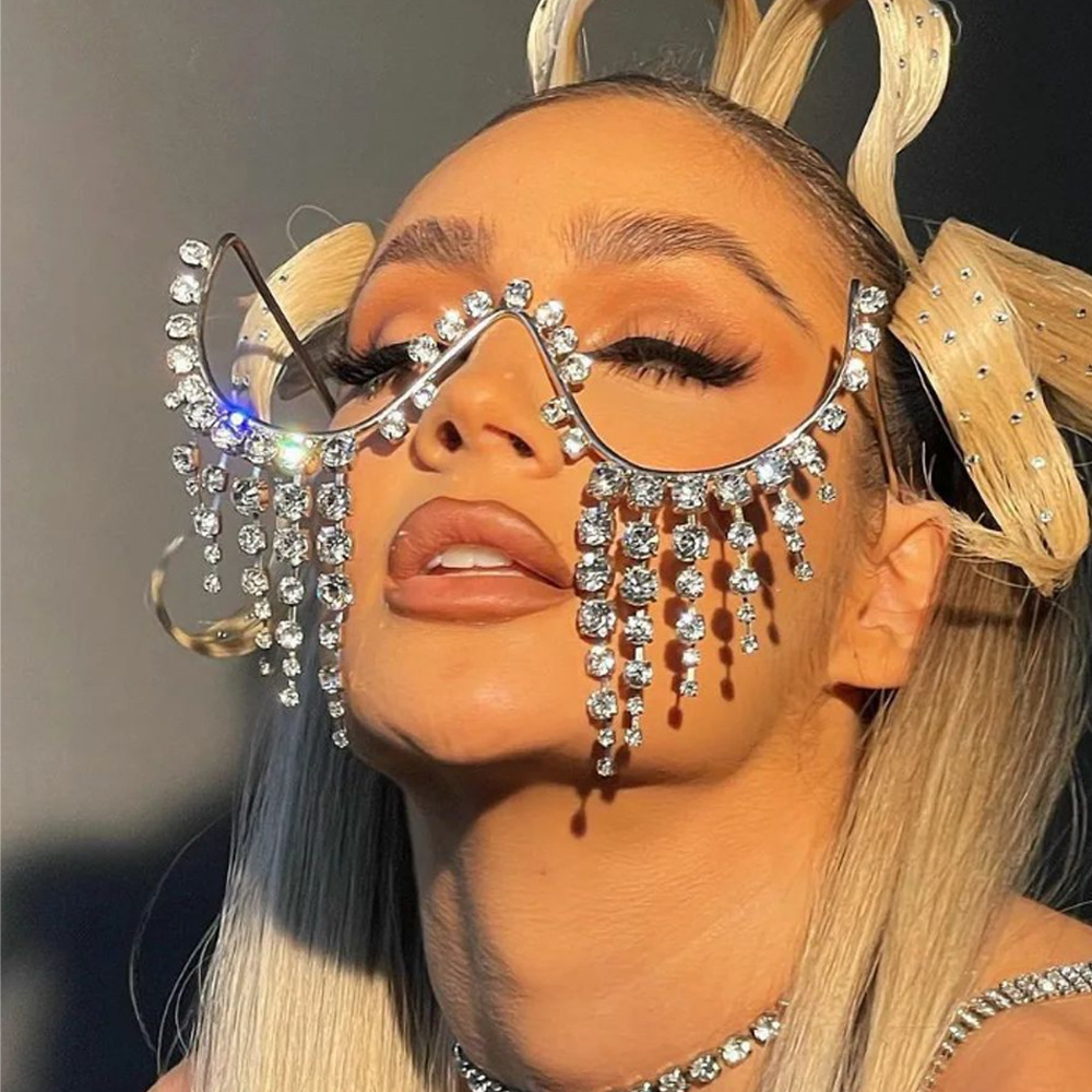 Transfronterizo nuevo rhinestone gafas Marco europeo y americano personalidad bola borla exagerada gafas marco tendencia accesorios gafas
