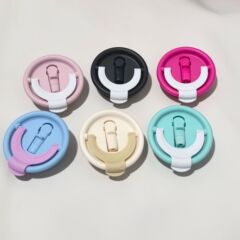 メーカーは直接40オンスの新型ストローカバーを提供しています。