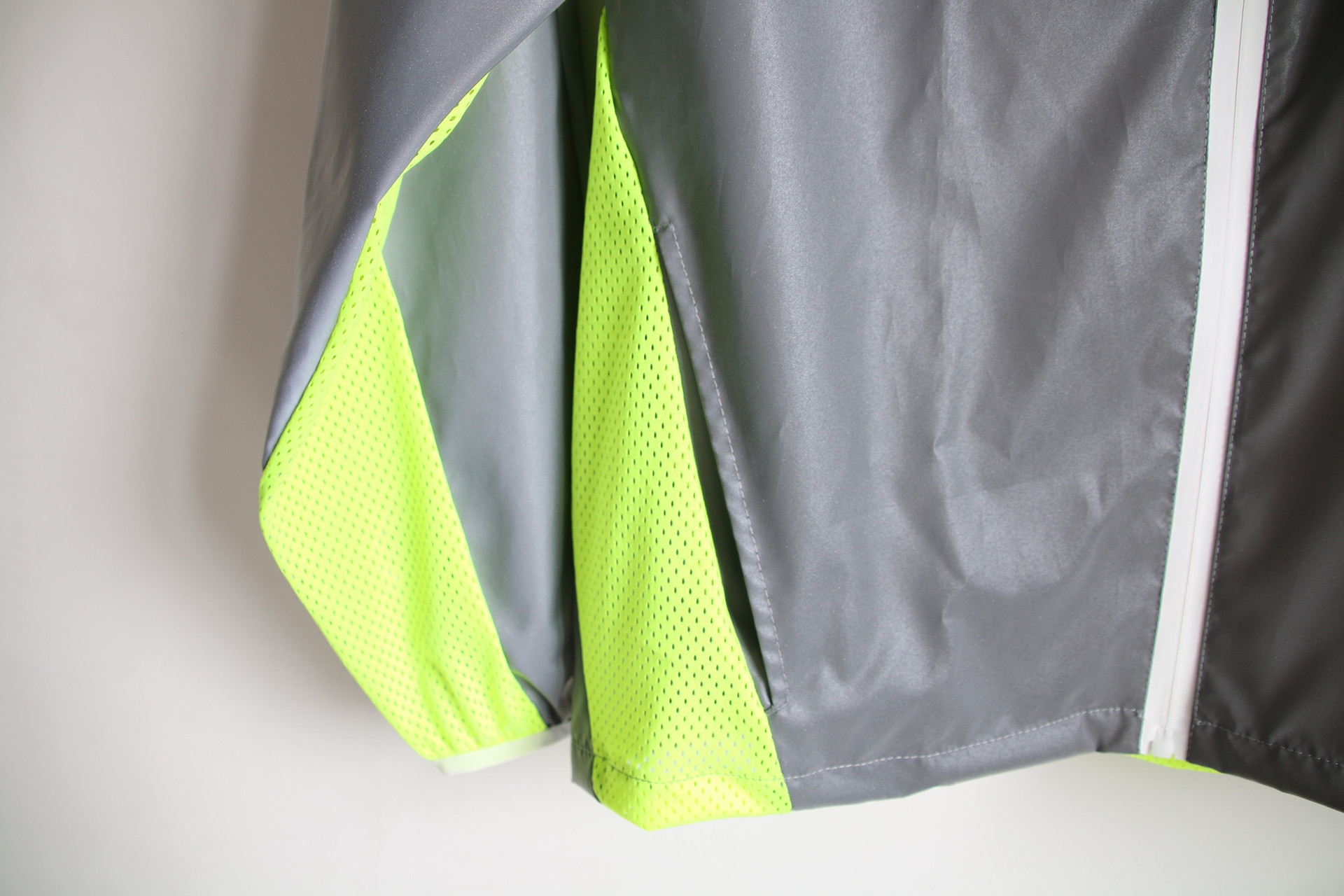 Abbigliamento da uomo, giacca riflettente colorata, sport all'aria aperta, con giunture in rete, giacca con cappuccio traspirante_voghion.com