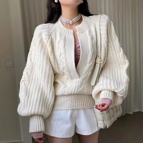 Women's 2025 Autumn/Winter Crochet Crew Neck Knit Sweater with Loose Fit and Chic Korean Style