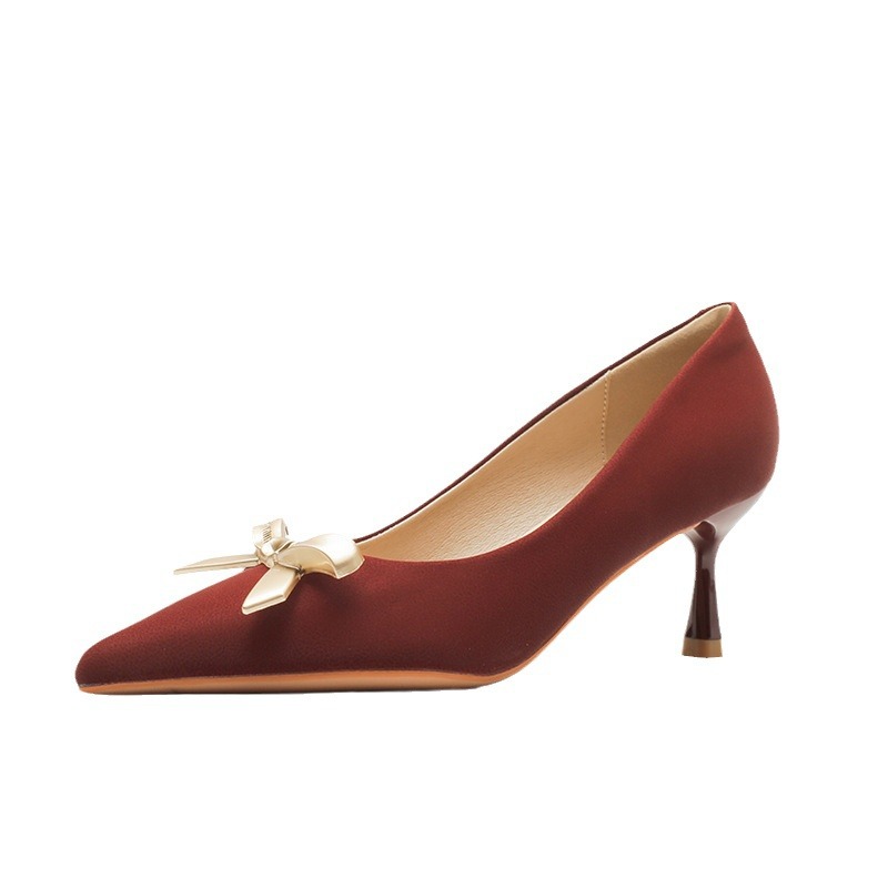 Eleganta röda bröllopsklackar för kvinnor spetsiga pumps_voghion.com