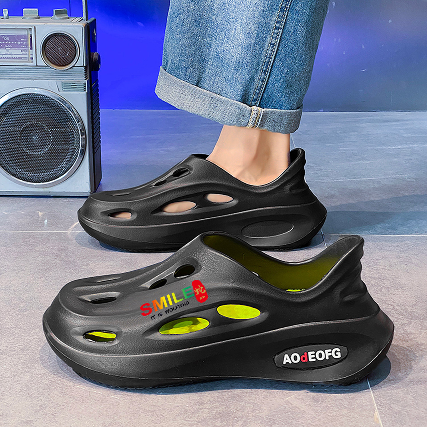 Sandalias para hombres de verano deportivo antideslizante sensación de mierda de verano zapatos agujeros para hombres zapatillas de playa