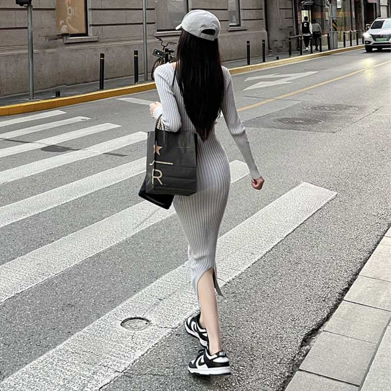 感秋冬季V领针织挂脖纯欲风辣妹后开叉毛衣连衣裙中长款裙女|undefined