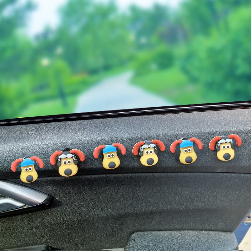 La cabeza de la celebridad de Internet, la batería del coche, el gancho del coche, el gancho pequeño del coche del copiloto delantero, los accesorios del coche