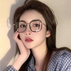 跨境专供防蓝光通勤时尚素颜女超轻近视眼镜多边形厂家直销平光镜