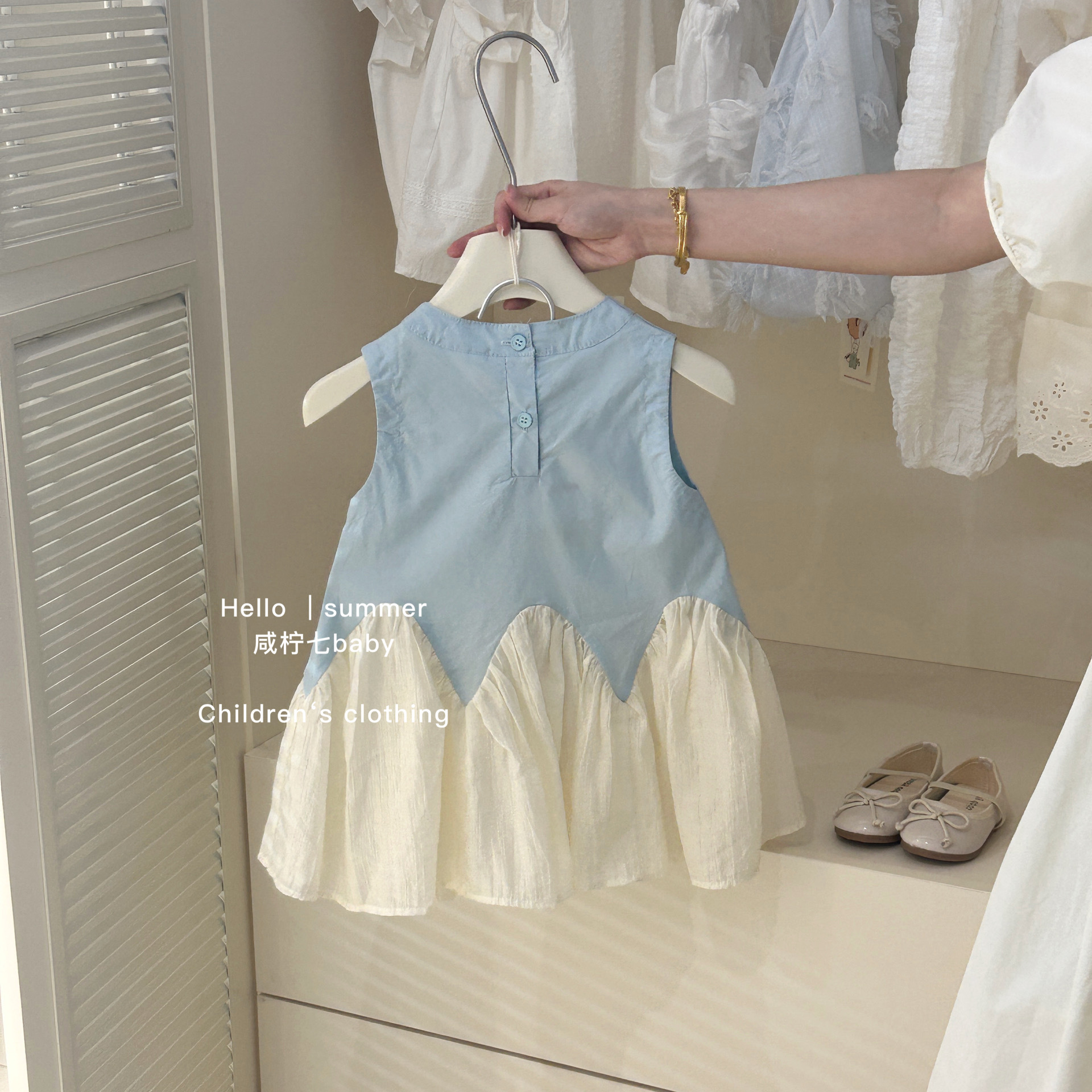 [Xianning Seven] Falda de chaleco Estética de ballet Falda de cola de pez para niñas Diseño de costura de encaje Sentido de la falda de la princesa del bebé