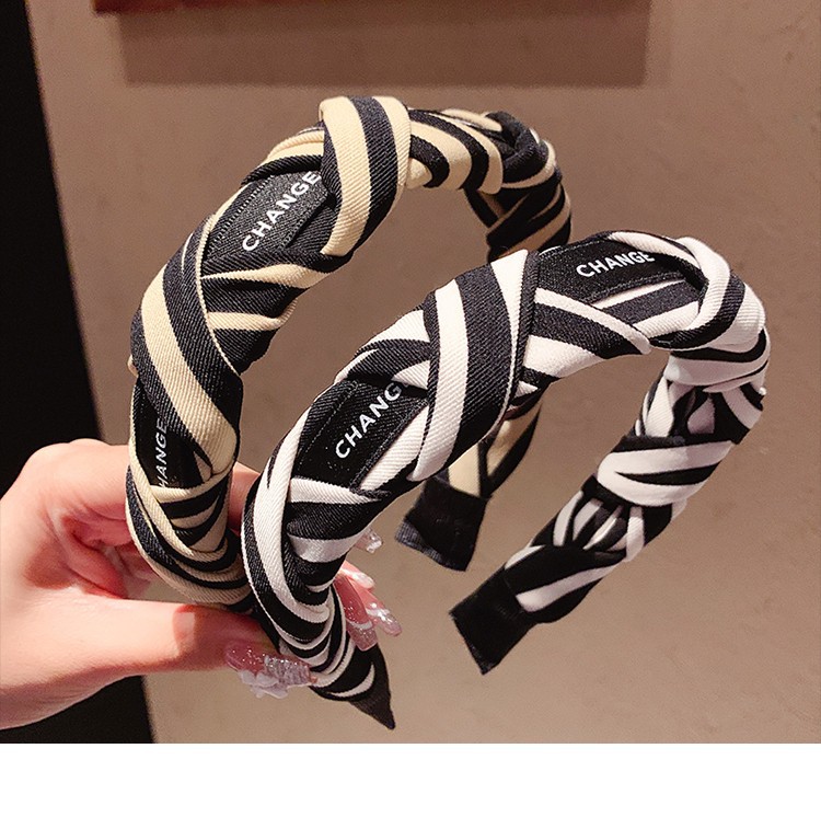 y021 Hair hoop 2022 new pattern the republic of korea Small fragrant wind stripe letter Broadside Head hoop Card issuance