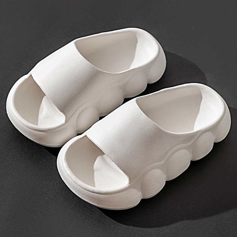 Zapatillas de Eva para niños Zapatillas de niñas de verano antideslizantes de fondo suave para niños ligeros para niños medianos y grandes zapatillas de dibujos animados para niños