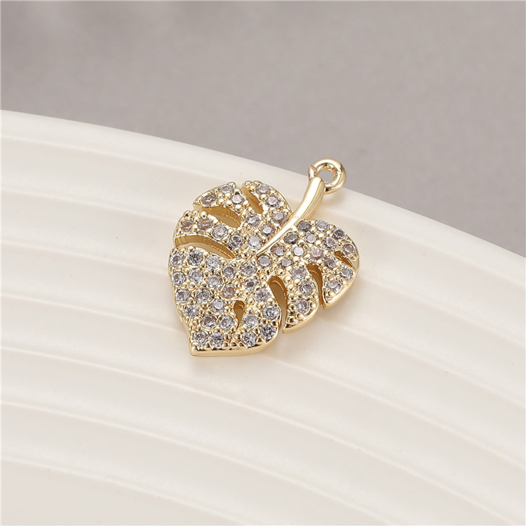 1 Piece Quantity Copper Material 1 Piece Copper Rhinestones Moon Heart Shape Notes Casual Elegant Simple Style