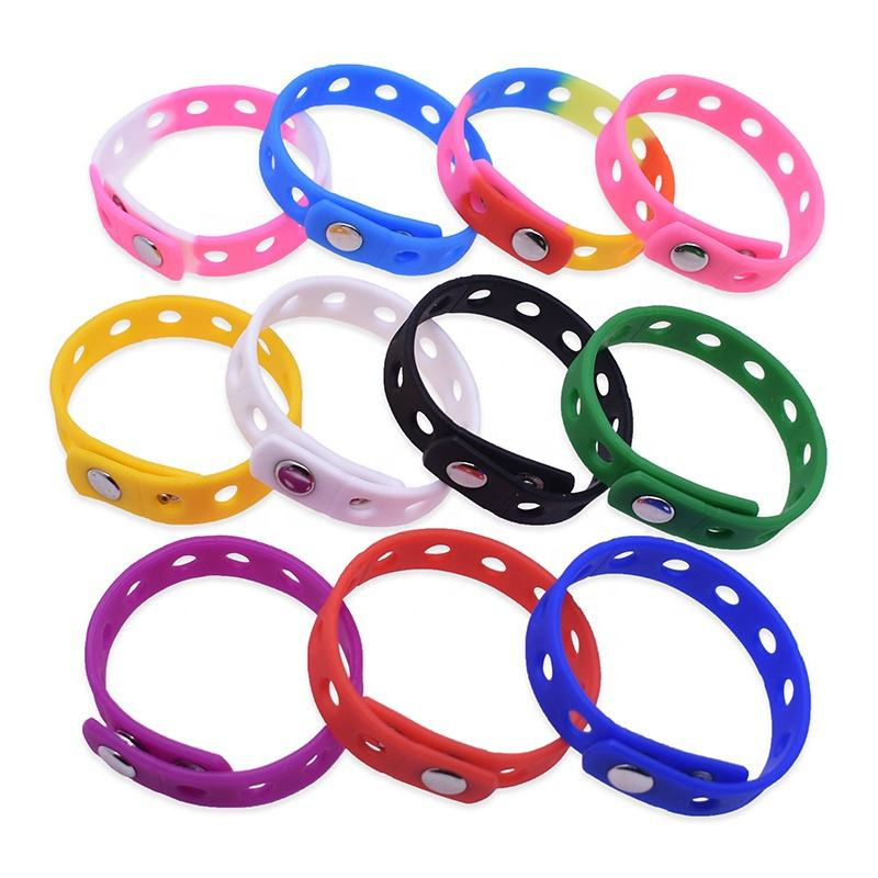 Amazon Silicone Sports Bracelet with Adjustable Press Buckle Fan Merchandise Multi-Hole Pvc Wristband Bracelet Amazon Silicone Sports Bracelet with Adjustable Press Buckle Fan Merchandise Multi-Hole Pvc Wristband Bracelet