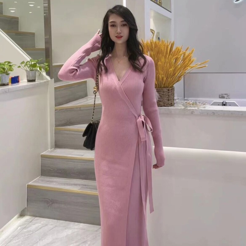 French-Style Long-Sleeved Knitted Dress for Women, Autumn and Winter Mid-Length, Elegant, Slim-Fitting, Inner Layering Dress 2025