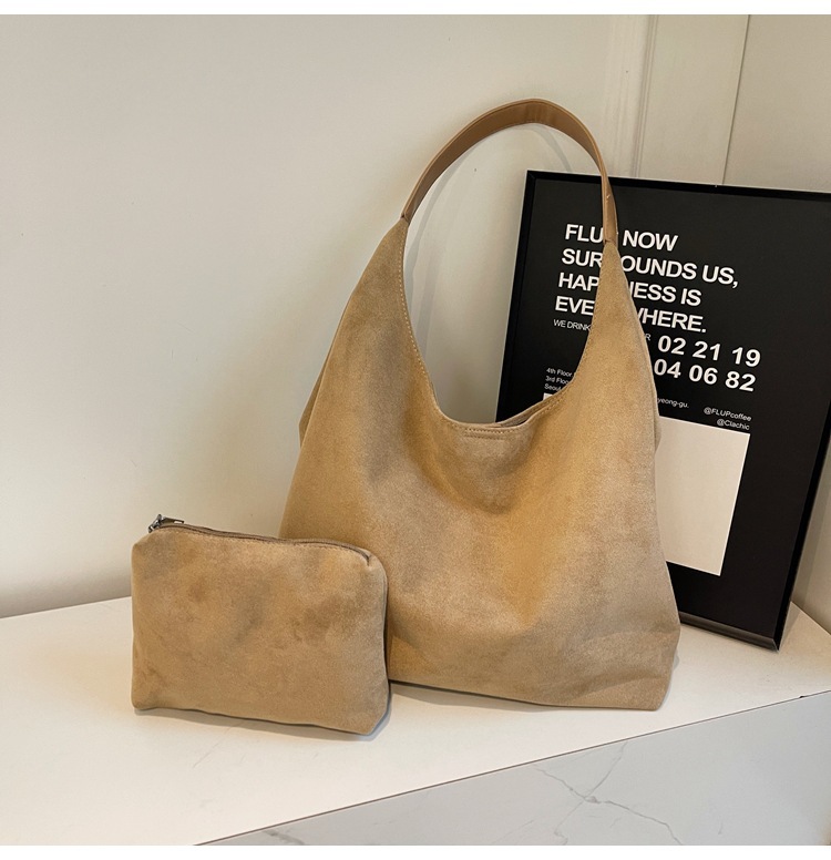 Maillard Tote Bag Women 2024 New Large Capacity Commuter Bag Summer High end Frosted Retro Shoulder Bag_voghion.com