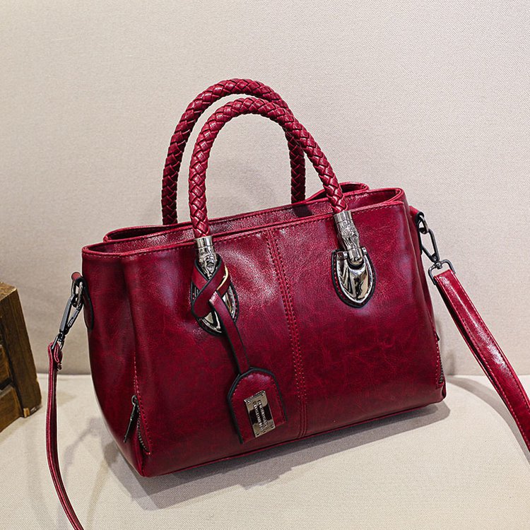 European and American retro women's bag trend, new cross-border hand-held shoulder crossbody bag made of oil wax leather for export, one piece, global consignment undefined