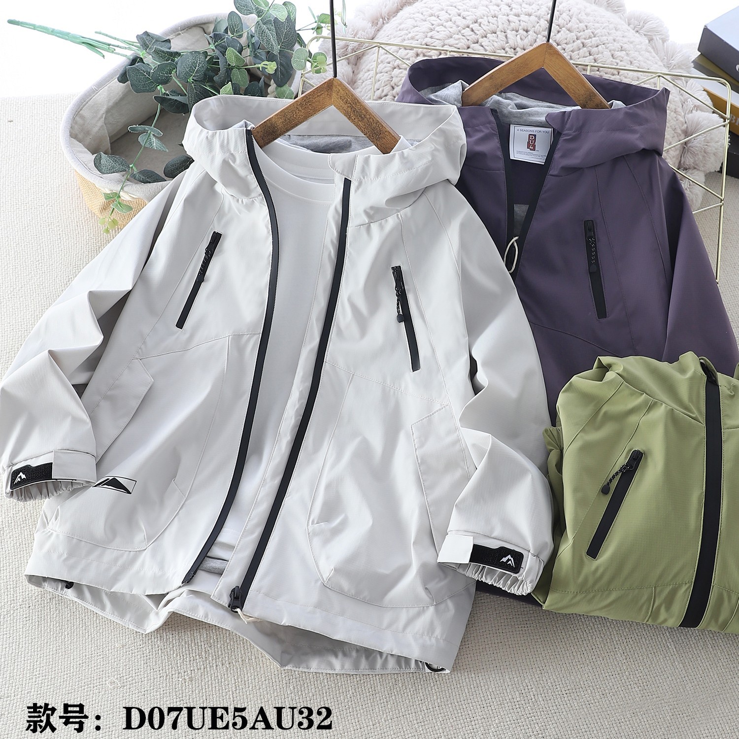 童加棉布外套中大童纯色秋冬款连帽冲锋衣加厚帽衫男女孩上衣青少