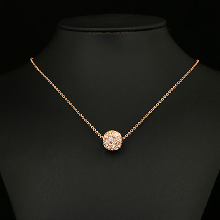 ����ʱ�о����ɫ�µ���ˮ��ת��������Ů�ٴ���Զ̿�����133235