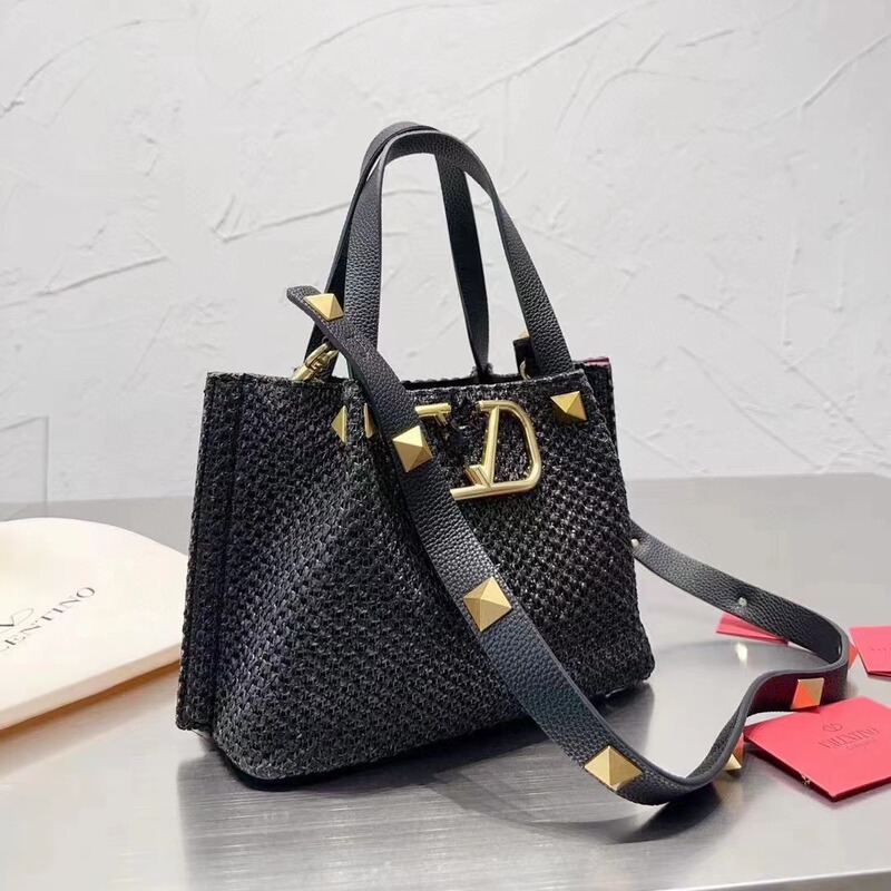 2023 New Rafi Grass Woven Bag Single Shoulder Crossbody Portable Women's Bag Holiday Casual Bag Beach Bag Big small size Bag