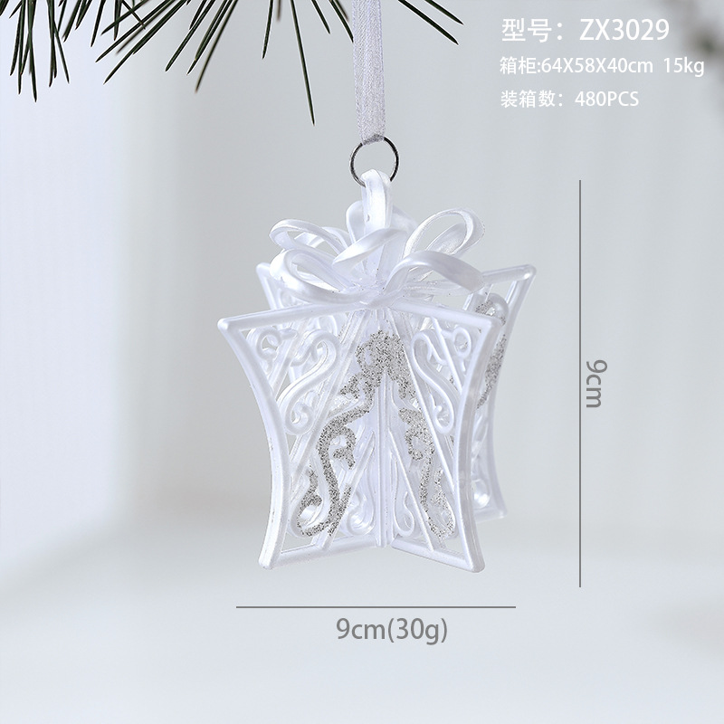 Nuevo colgante de acrílico de Navidad blanco transfronterizo, copos de nieve en polvo de brillo, paquete de regalo de árbol de Navidad de mariposa, colgante de caramelo pequeño