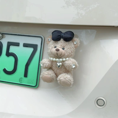 Car ornaments Style Personality Bear Car