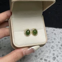 S925 Серебряный инкрустированный натуральный Hutian Jade серьги серьги серьги персонализированный ретро легкий экстравагантный тренд модница