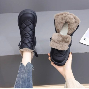 008-7ѩ��ѥŮ�����ӽq�Ӻ��¿�r�к��ܛ�׷�����ˮ��ů�p����