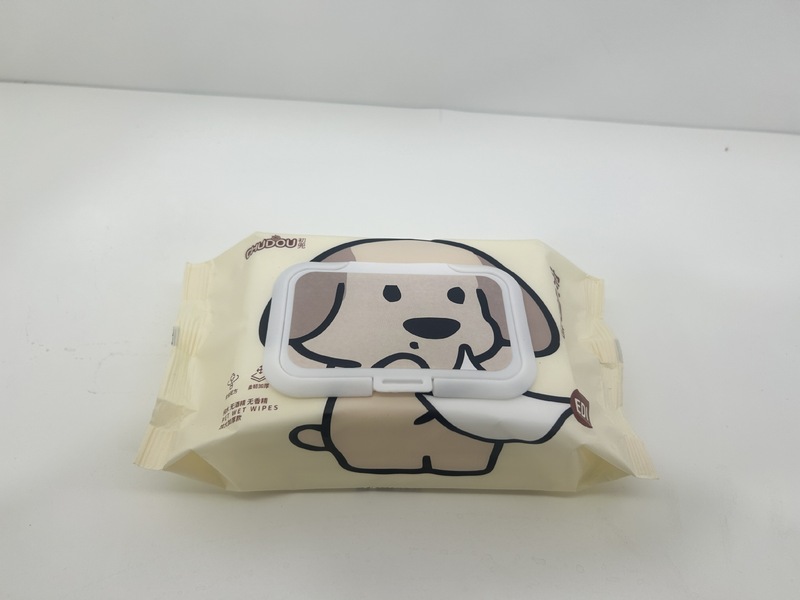 80はペットのウェットティッシュを吸います。猫と犬は涙の跡を拭きます。|undefined
