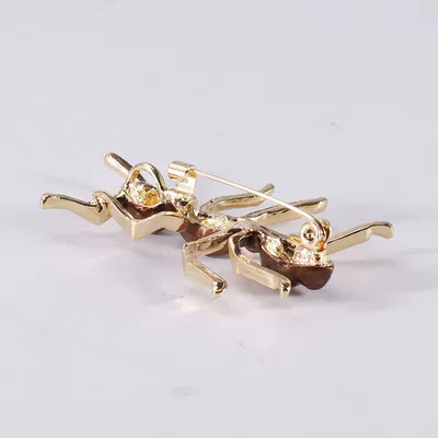 Stripesd Enamel Big Ant Brooch: Yaxa sancaqları