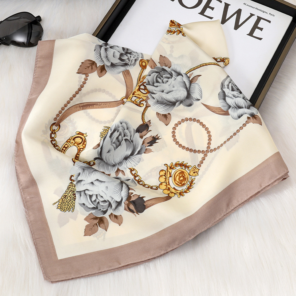 Sencillo y generoso 70 bufanda de seda de imitación, estilo floral de cadena, decoración de cuello de todo fósforo, bufanda de seda pequeña, chal de protección solar para mujer