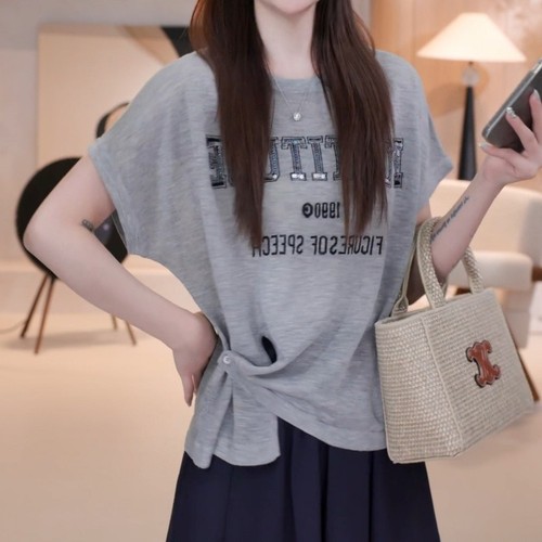 Irregular slanted short-sleeved T-shirt for women's summer thin style design and fashionable letter sequins loose and slim versatile top