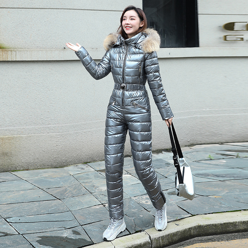 회색