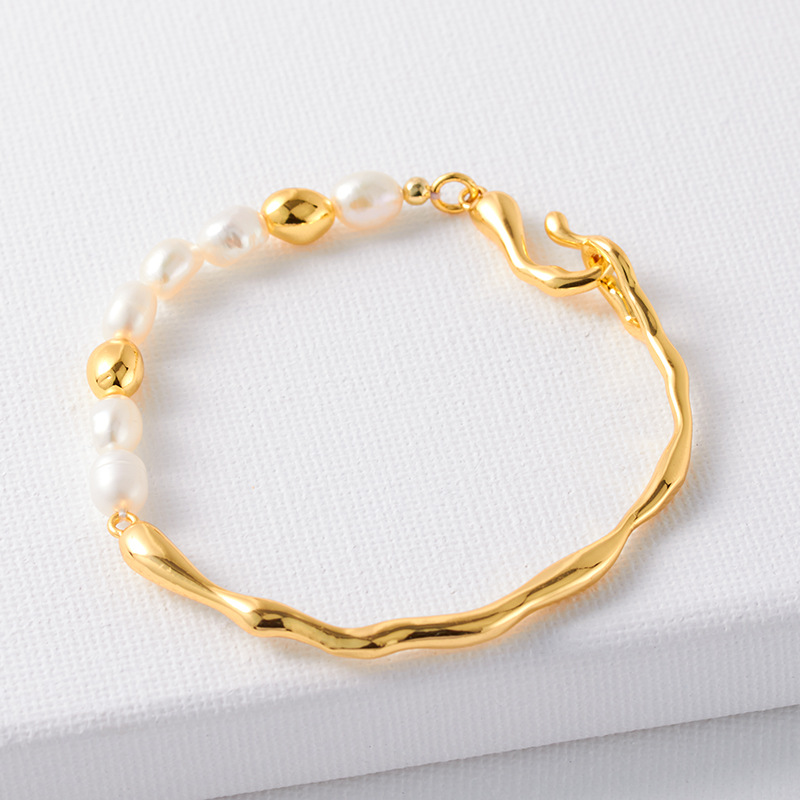 Women's Gender Elegant Irregular Freshwater Pearl Brass 18K Gold Plated In Bulk