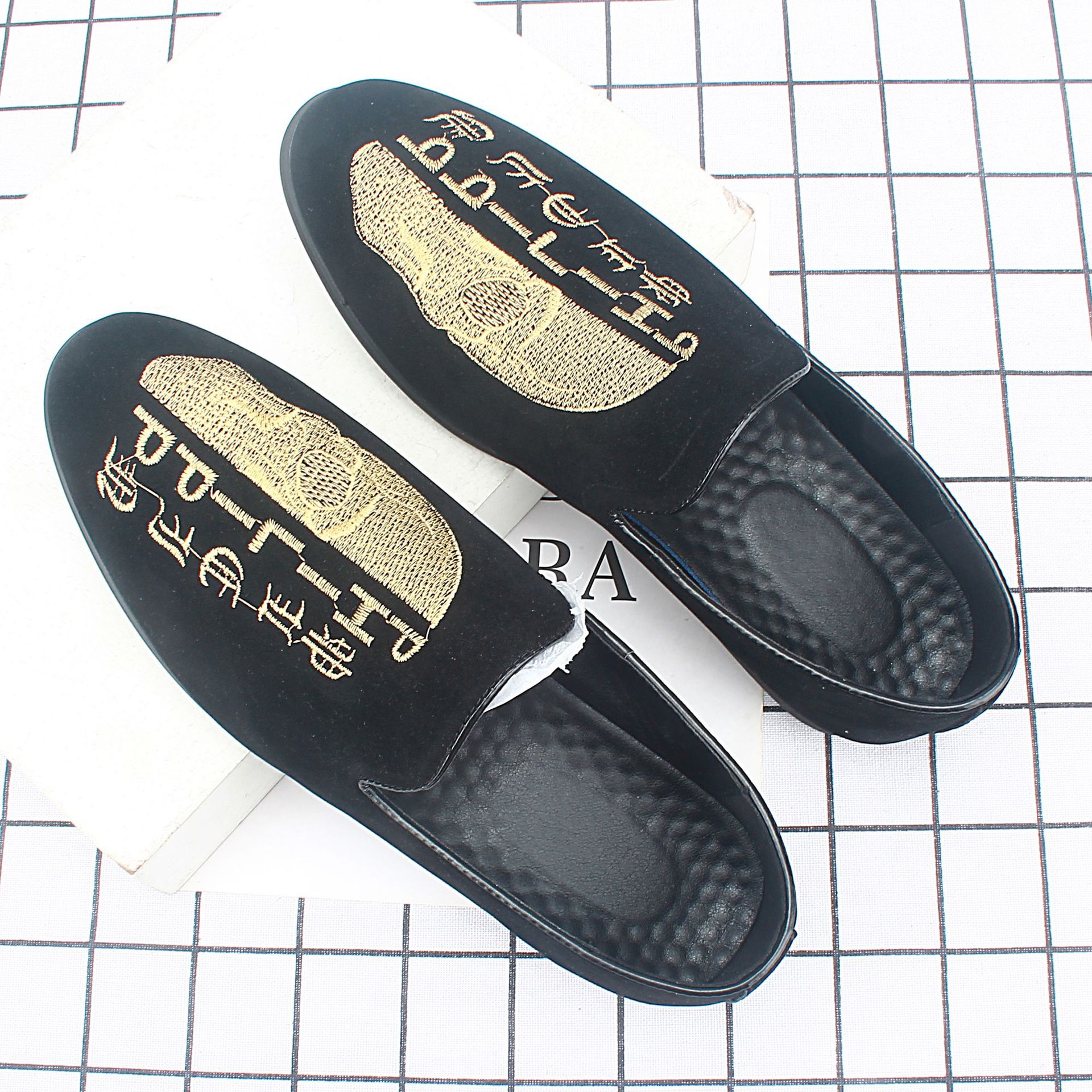 ����Ь��2023�＾�¿���������Ь�ٴ�����һ�ŵ��ָ�Ь��Ь547