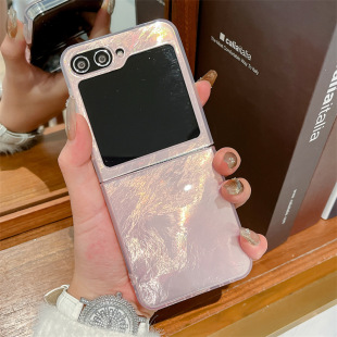 �m������Galaxy Z Flip6�֙C���a���yGalaxyZFlip5�ۯB��Ů���o��