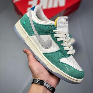 ��ԭ������ЬDunksb��؈�r�����Q��Ůͬ���Ь�\��Ь���eЬ���e�L