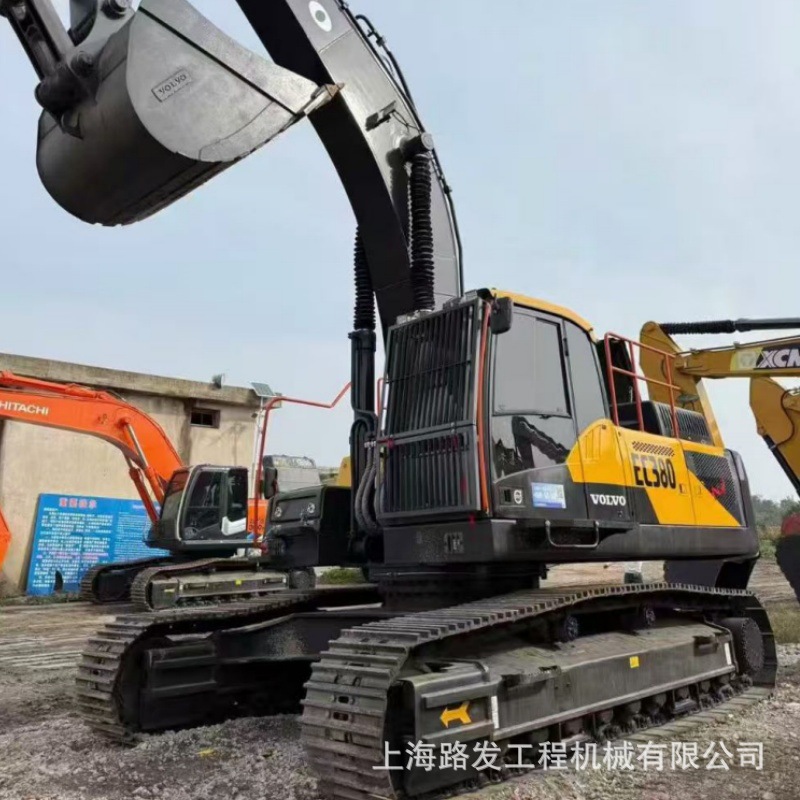 Volvo EC240 Excavadora / Excavadora Usada image 3