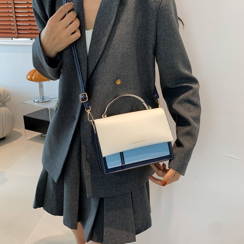 Women's Small Pu Leather Color Block Basic Vintage Style Square Magnetic Buckle Shoulder Bag Crossbody Bag Square Bag display picture 1